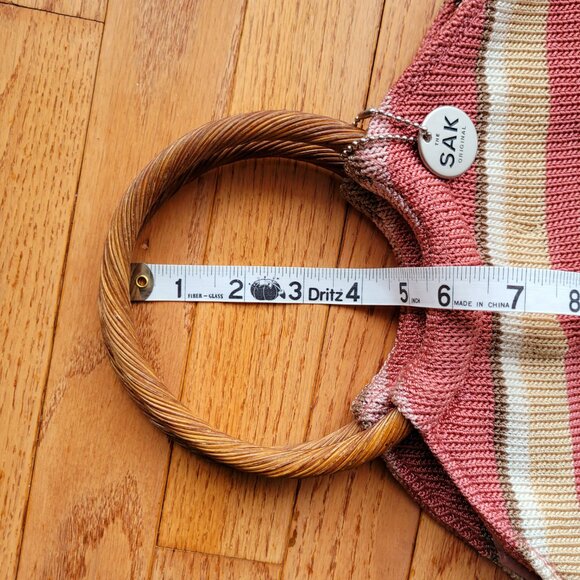 The Sak Knit Handbag Tote Faux Wood Ring Handles Cottage Beach Purse - Picture 11 of 11